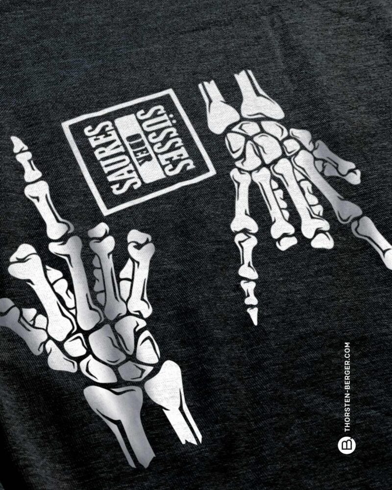 Plotterdatei_Skelett_Hand_Thorsten_Berger_BAMPED_09 Plotterdatei "SKELETT HAND" – Bild 7