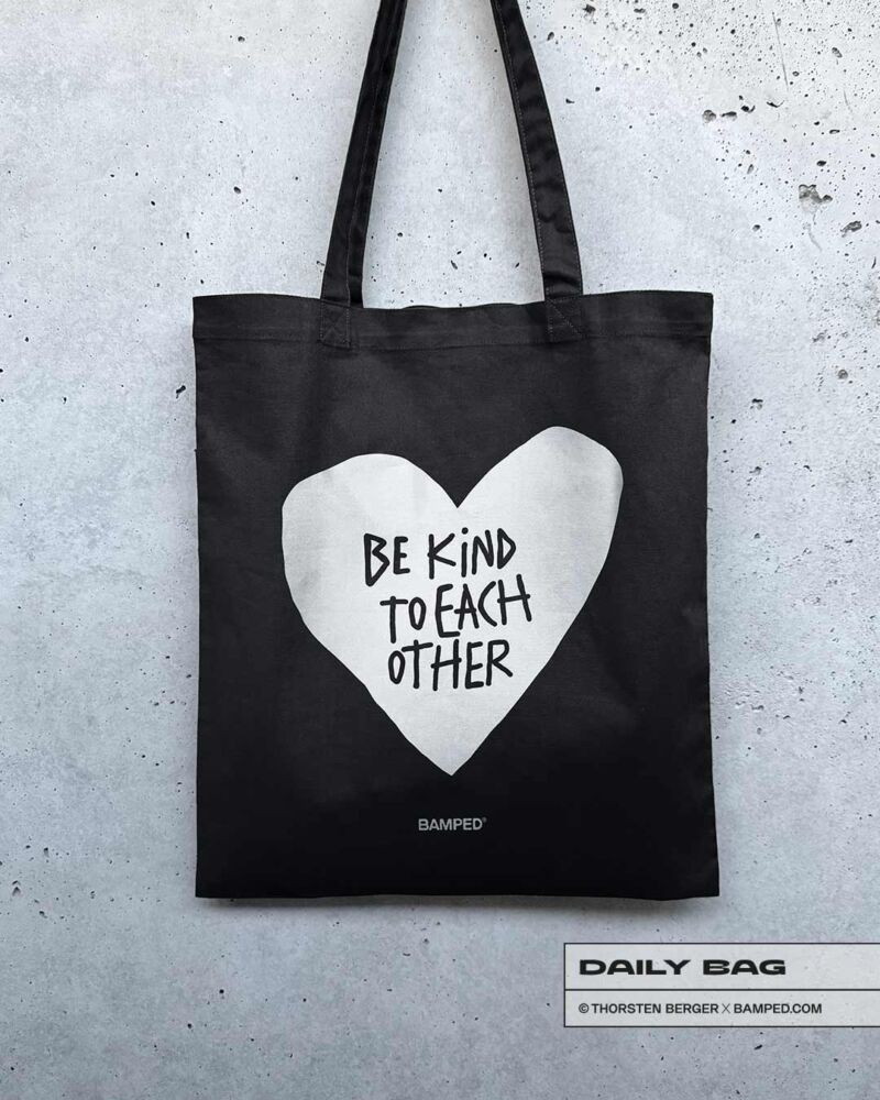 BAUMWOLLTASCHE "BE KIND" / BLACK – Bild 1