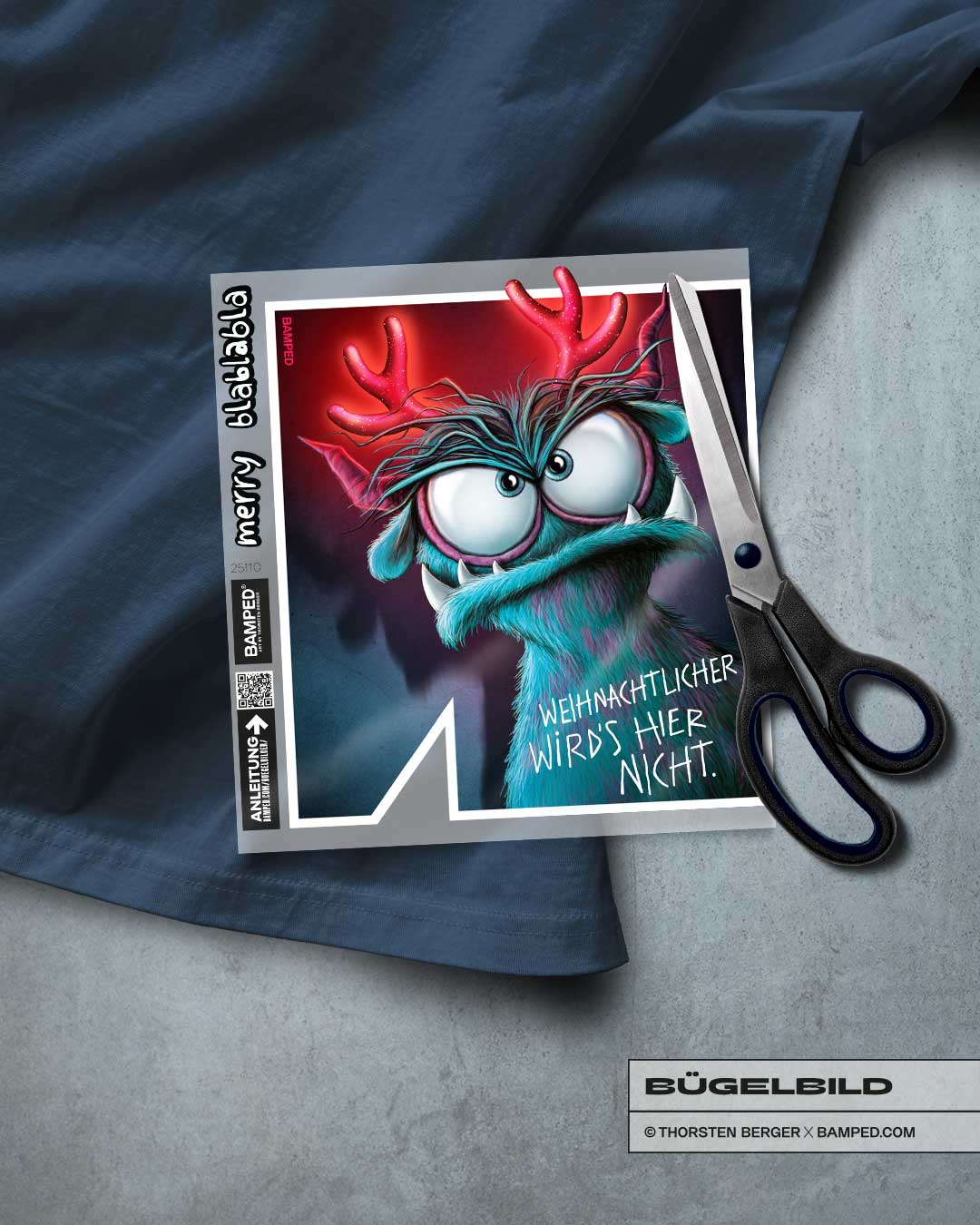 HOT-25110_L_Snuphi_Geweih_1_ BÜGELBILD "WEIHNACHTLICHER WIRD’S NICHT" / MONSTA COLLECTION – Bild 1