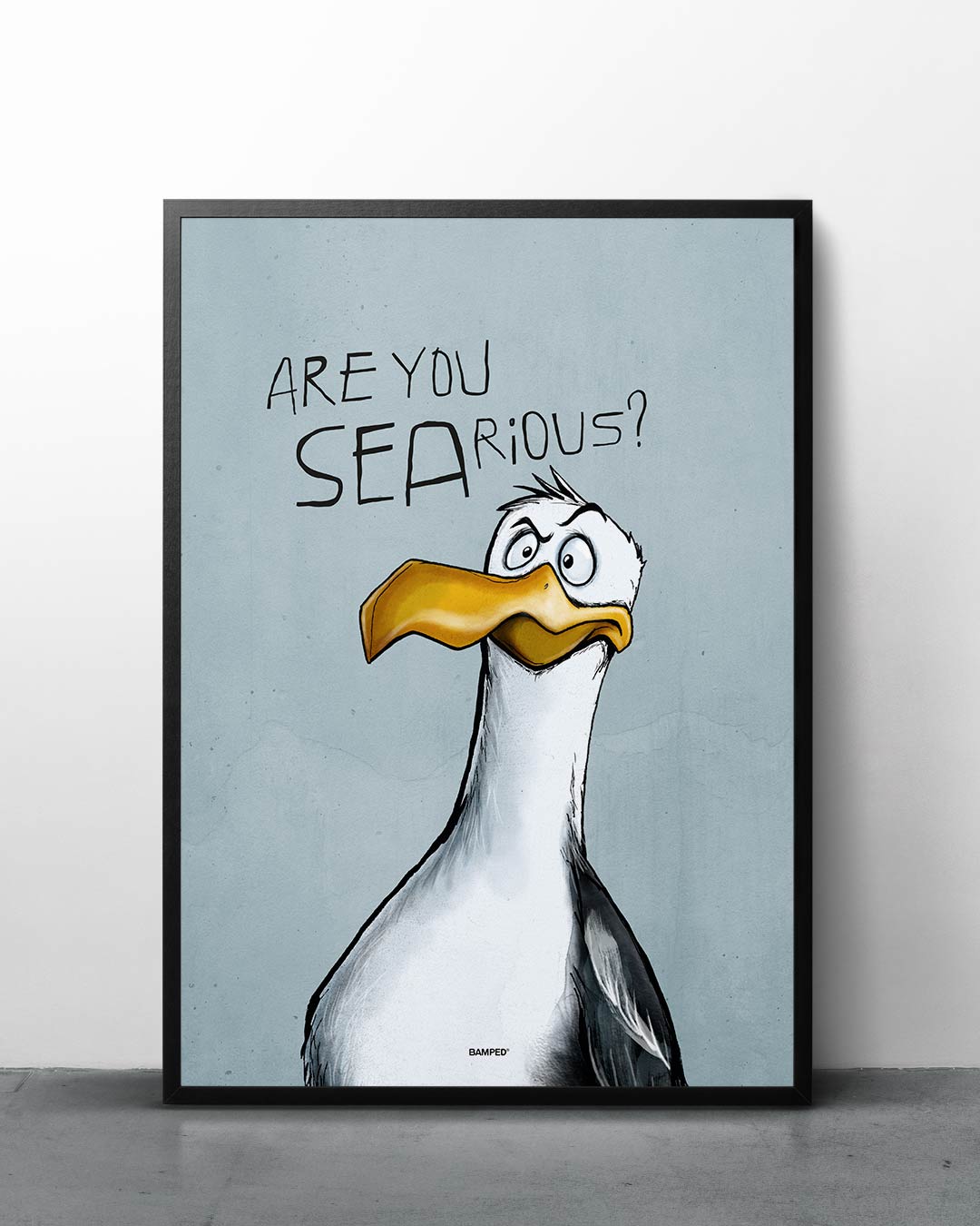 88026007_Moewe_Ole_Searious_ArtPrint_CMYK_IsoV2_01 ART PRINT "MÖWE OLE" / SEARIOUS – Bild 1